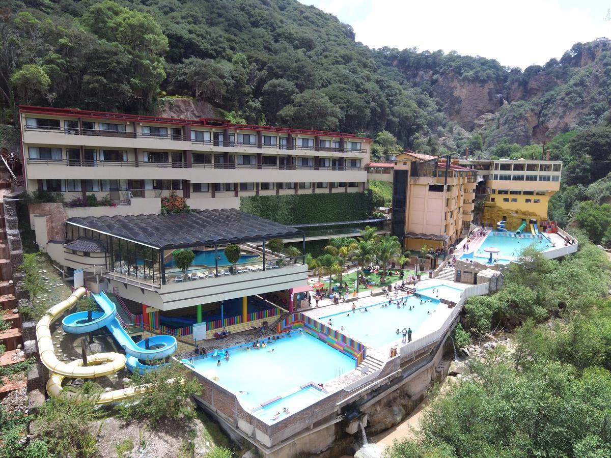 Hotel Y Aguas Termales De Чіґнауапан Екстер'єр фото